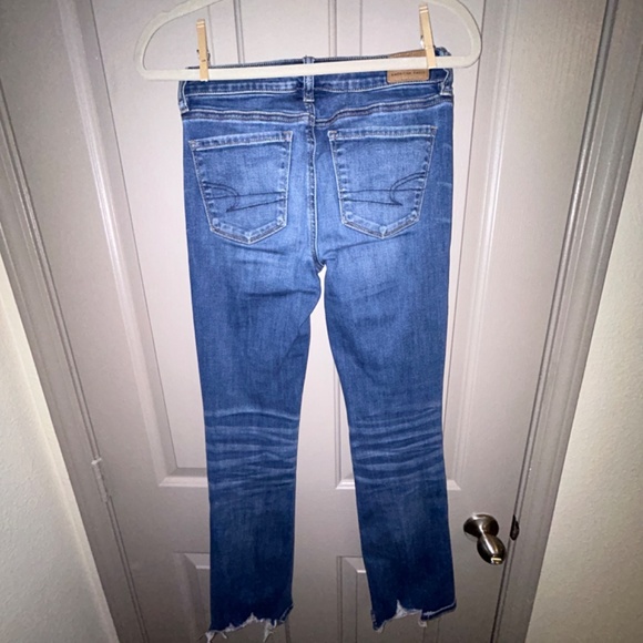 Women’s American Eagle Jeans Size 2 - Picture 2 of 4